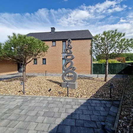 La De , De Charme Avec Jardin ,piscine Nature, Jacuzzi , Petanque, Fitness, Billard,ping Pong, Seny