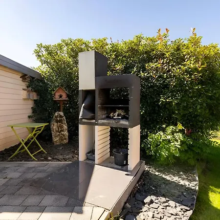 La De , De Charme Avec Jardin ,piscine Nature, Jacuzzi , Petanque, Fitness, Billard,ping Pong, * Seny