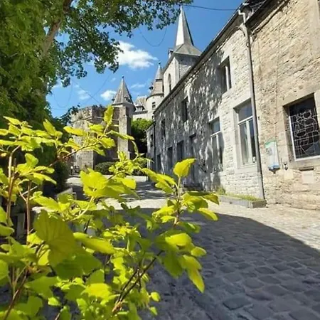 La De , De Charme Avec Jardin ,piscine Nature, Jacuzzi , Petanque, Fitness, Billard,ping Pong, Hébergement de vacances