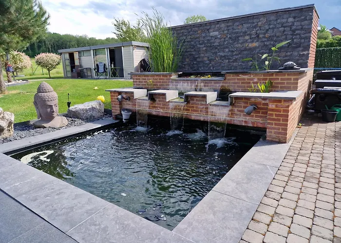 Holiday home La De , De Charme Avec Jardin ,piscine Nature, Jacuzzi , Petanque, Fitness, Billard,ping Pong, *