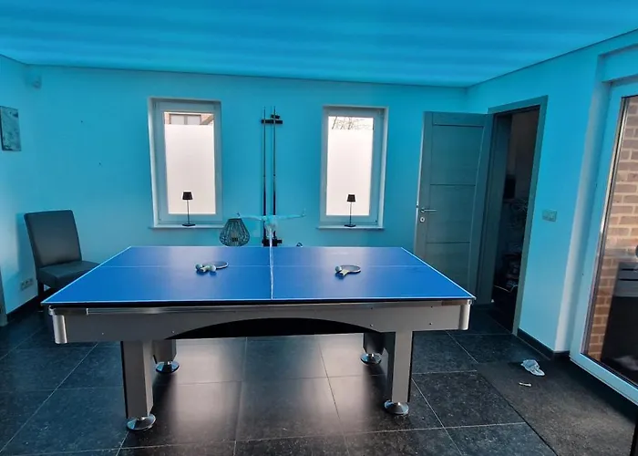 La De , De Charme Avec Jardin ,piscine Nature, Jacuzzi , Petanque, Fitness, Billard,ping Pong, *