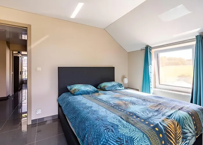 Vakantiehuis La De , De Charme Avec Jardin ,piscine Nature, Jacuzzi , Petanque, Fitness, Billard,ping Pong,