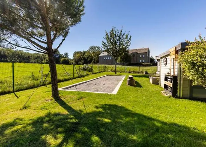 La De , De Charme Avec Jardin ,piscine Nature, Jacuzzi , Petanque, Fitness, Billard,ping Pong, Vakantiehuis *